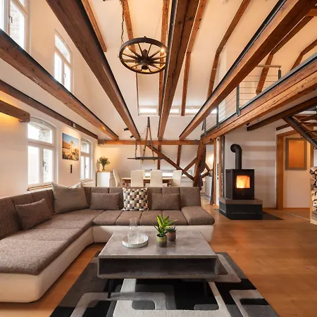 Bezaubernde Dachwohnung In Historischem Hopfenhaus Daire Hersbruck