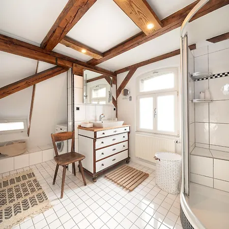 Daire Bezaubernde Dachwohnung In Historischem Hopfenhaus *